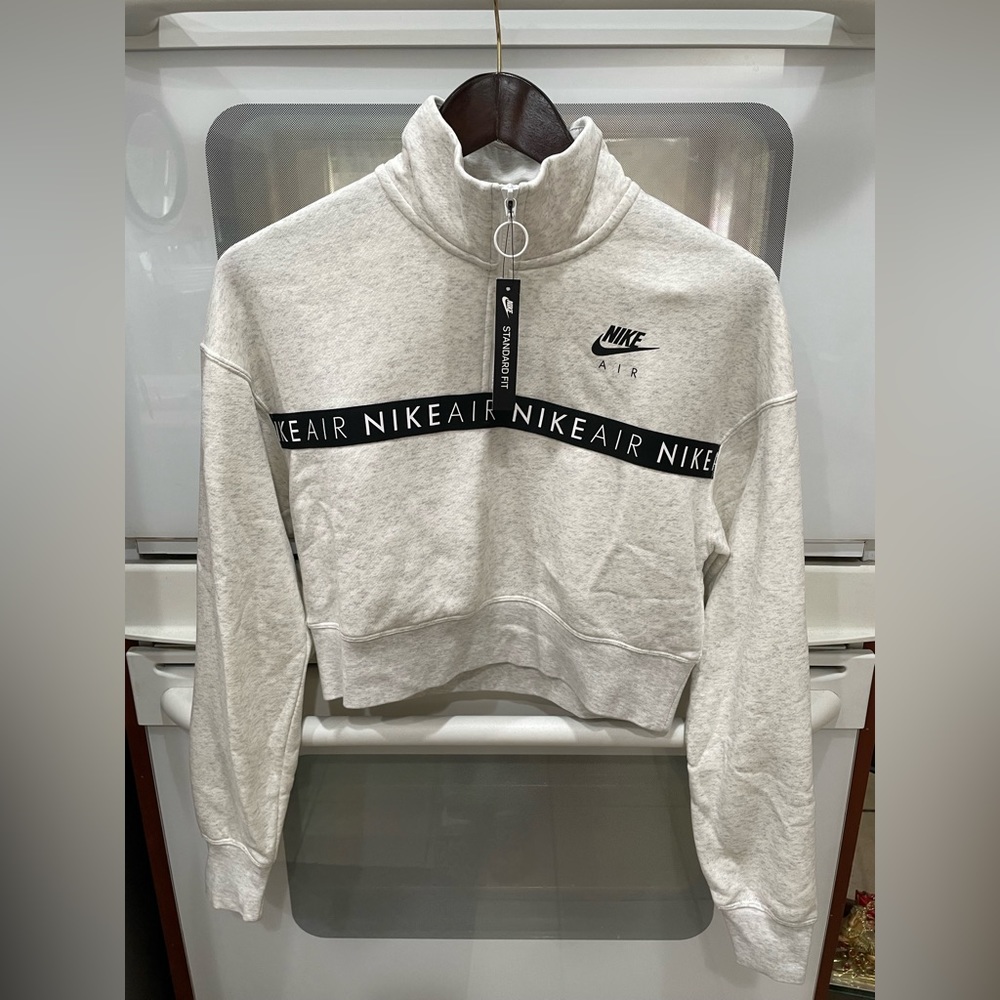 Women’s Nike Half-Zip Cropped Jacket